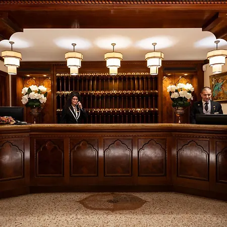 Hotel Ai Mori D'oriente 4*