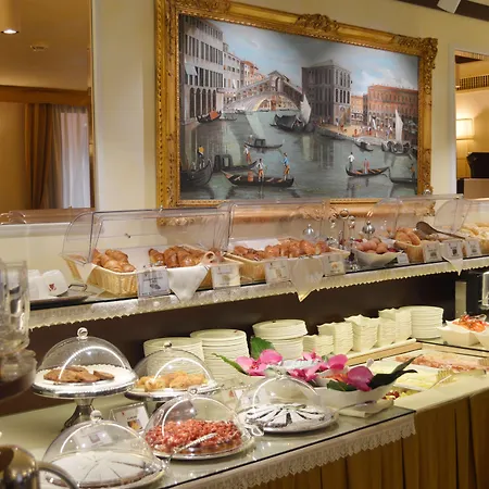 Ai Mori D'oriente Отель 4*