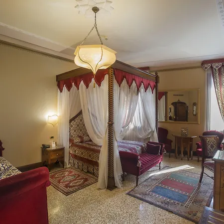 Ai Mori D'oriente Venice