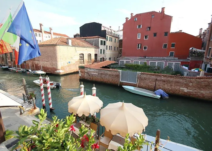 Ai Mori D'oriente Hotel Venezia