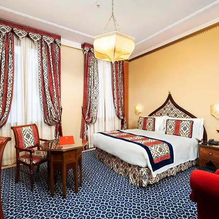 Ai Mori D'oriente Отель 4*